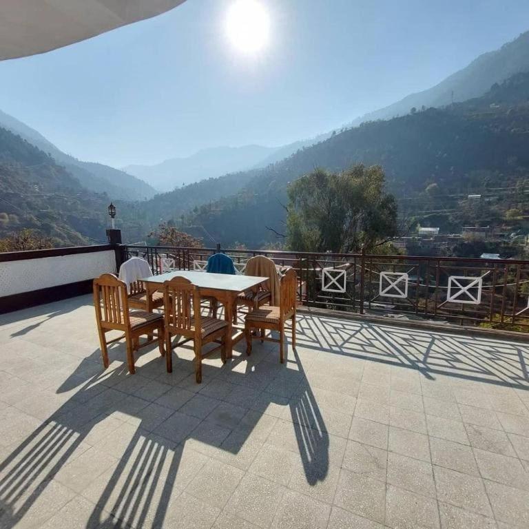 Hotel O Home Tirthan Crest Hostel & Homestay In Jibbi Banjār 외부 사진